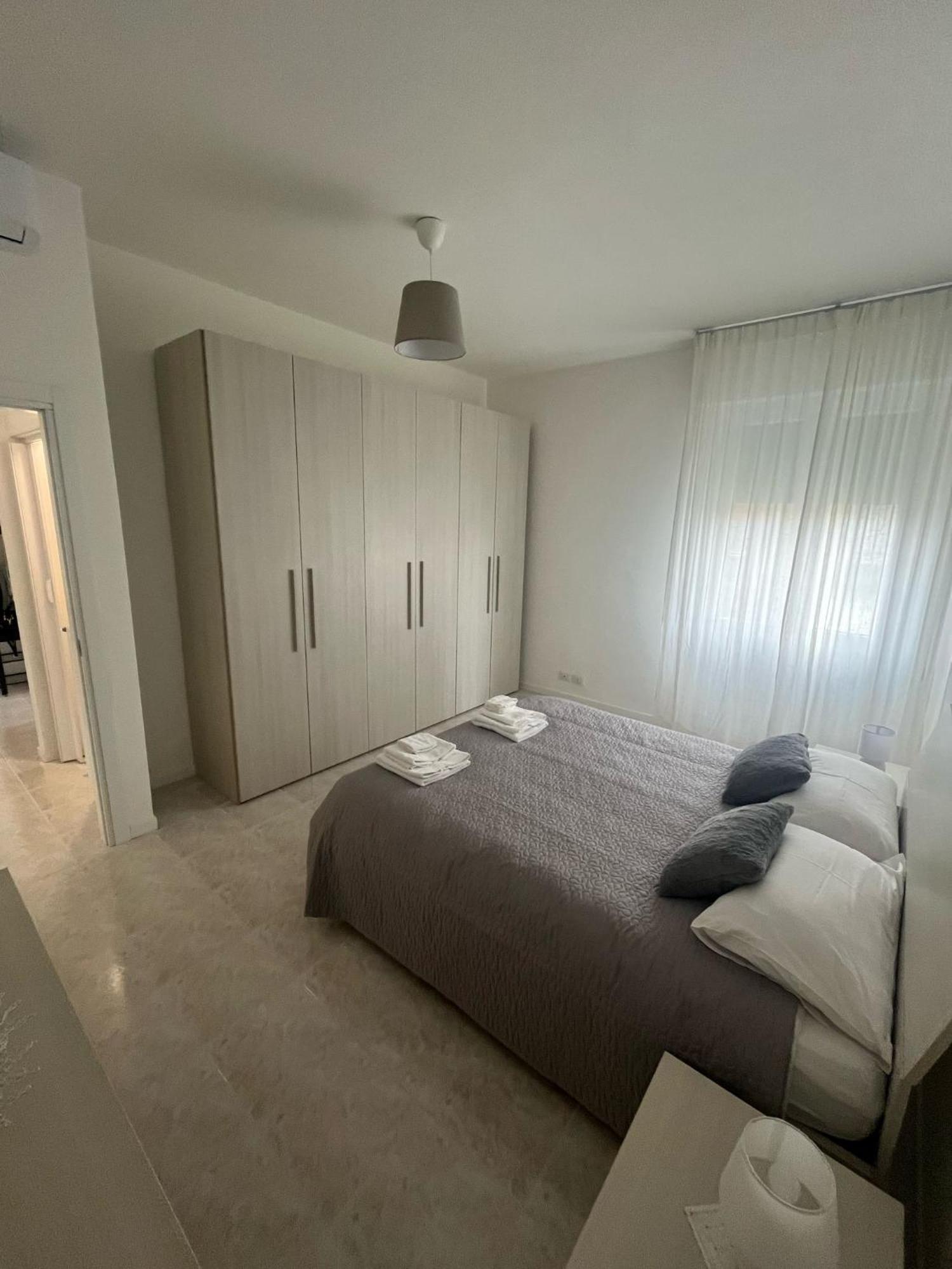 Flori's Apartment *